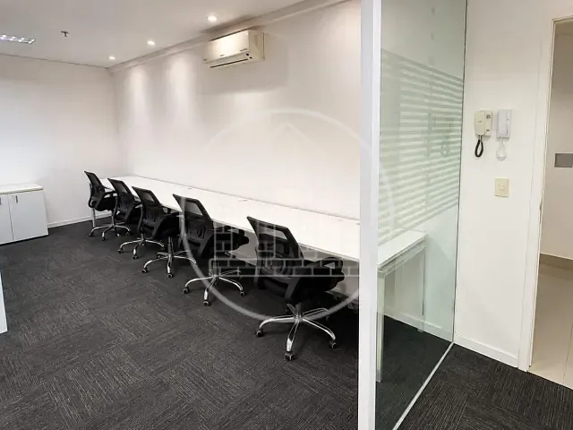 Sala com 42m², à venda ou para alugar, no bairro Chácara Santo Antônio (Zona Sul) em São Paulo