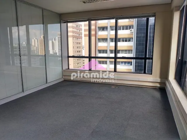 Sala com 400m², para alugar, no bairro Centro em São José dos Campos