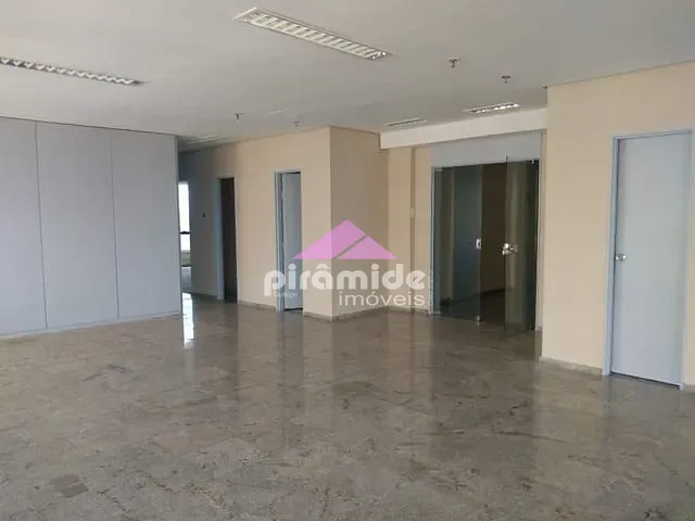 Sala com 400m², para alugar, no bairro Centro em São José dos Campos