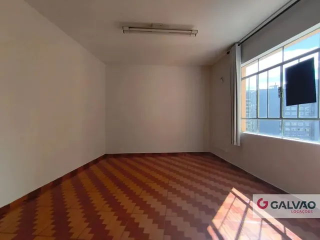 Sala para alugar, no bairro Centro em Curitiba