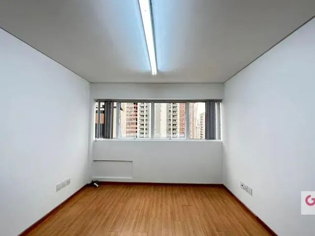 Sala para alugar, no bairro Centro em Curitiba