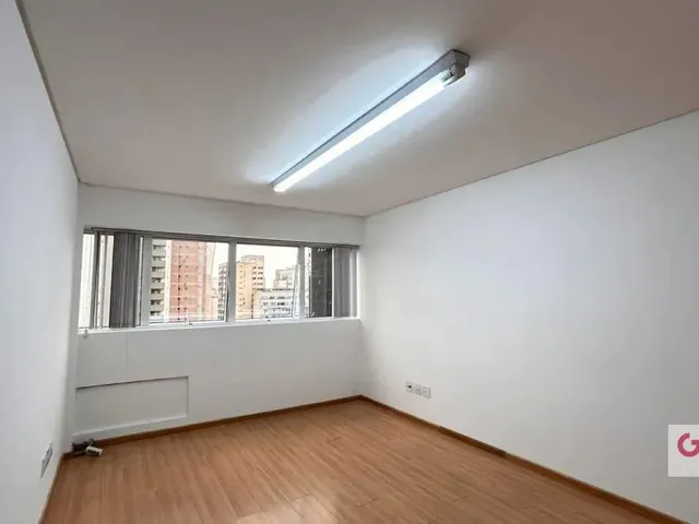 Sala para alugar, no bairro Centro em Curitiba