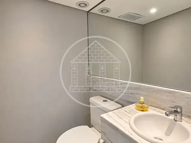 Sala com 75m², para alugar, no bairro Bela Vista em São Paulo