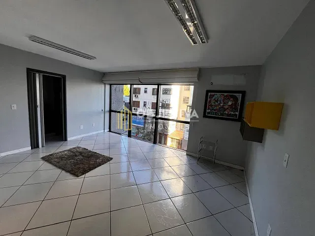 Sala à venda, no bairro Centro em Novo Hamburgo