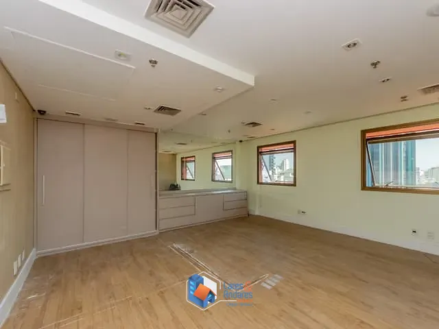 Sala com 125m², à venda, no bairro Consolação em São Paulo