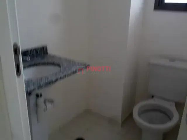 Sala à venda, no bairro Rudge Ramos em São Bernardo do Campo