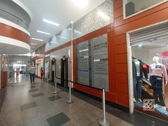 Sala para alugar, no bairro Centro em Curitiba