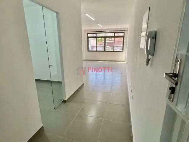 Sala à venda ou para alugar, no bairro Centro em São Bernardo do Campo