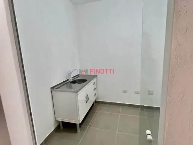 Sala à venda ou para alugar, no bairro Centro em São Bernardo do Campo