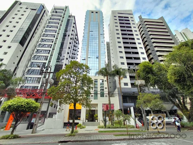 Sala para alugar, no bairro Batel em Curitiba