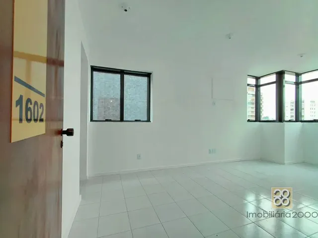 Sala para alugar, no bairro Batel em Curitiba