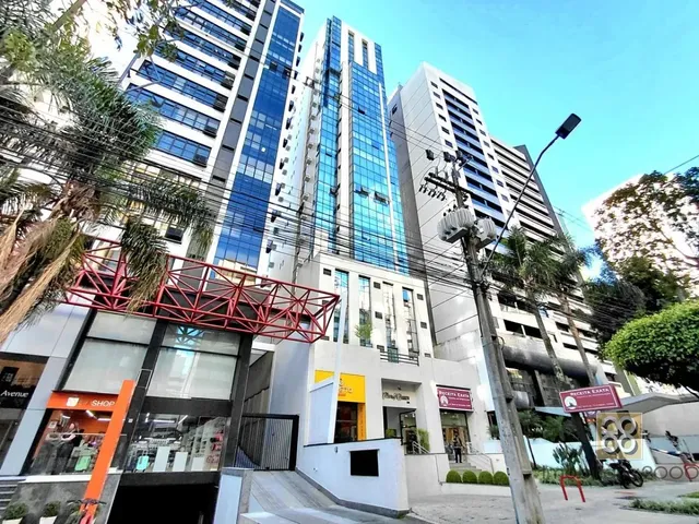 Sala para alugar, no bairro Batel em Curitiba