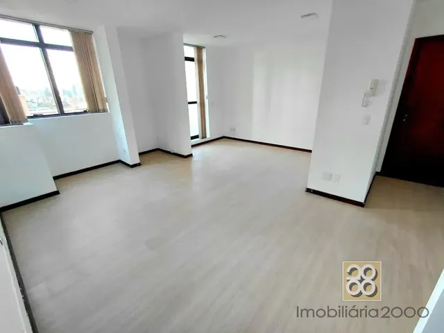 Sala para alugar, no bairro Batel em Curitiba