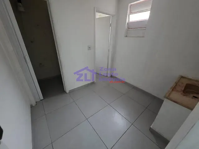 Sala com 40m², para alugar, no bairro Jardim Vila Formosa em São Paulo
