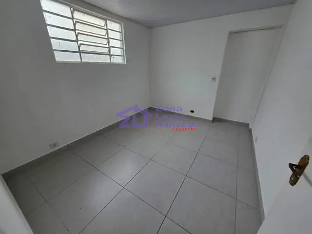 Sala com 40m², para alugar, no bairro Jardim Vila Formosa em São Paulo