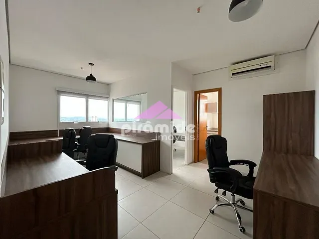 Sala com 33m², à venda, no bairro Centro em Jacareí