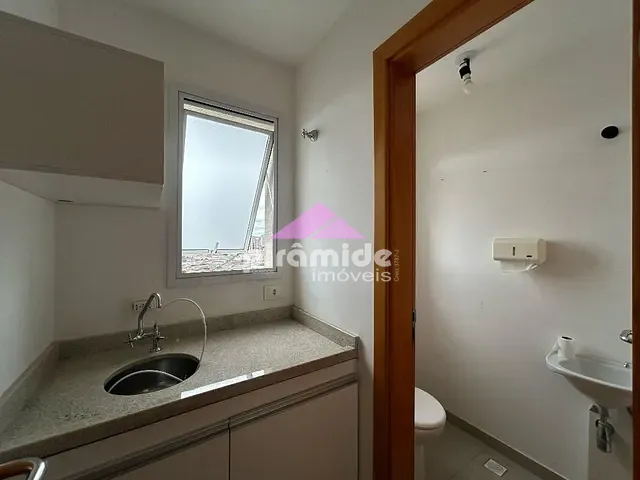 Sala com 33m², à venda, no bairro Centro em Jacareí