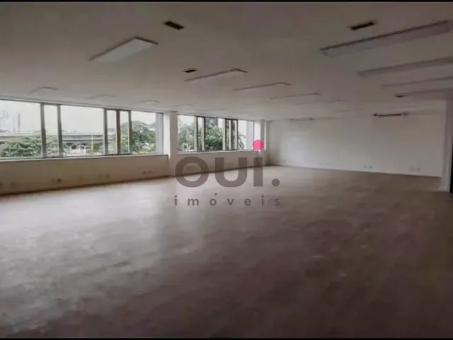 Sala com 200m², para alugar, no bairro Vila Olímpia em São Paulo