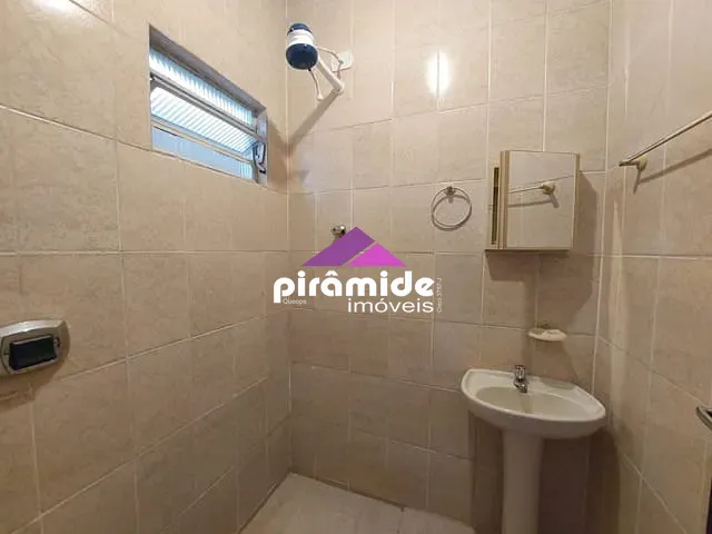 Sala com 14m², para alugar, no bairro Monte Castelo em São José dos Campos