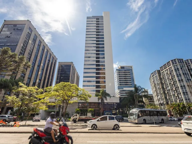 Sala à venda, no bairro Centro Cívico em Curitiba