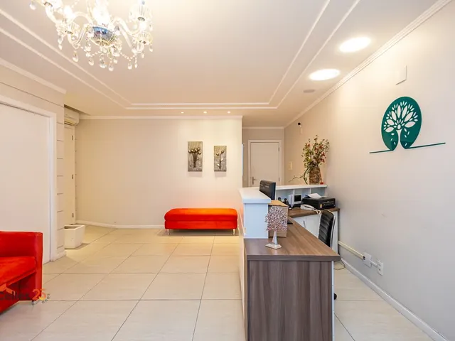 Sala à venda, no bairro Centro Cívico em Curitiba