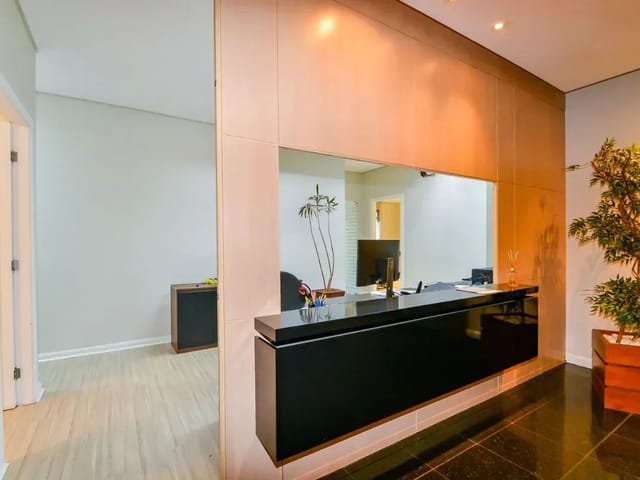 Sala à venda, no bairro Bigorrilho em Curitiba
