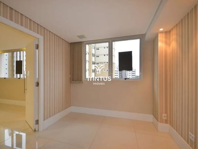 Sala para alugar, no bairro Mossunguê em Curitiba