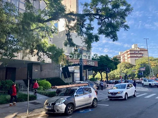 Sala com 30m², à venda, no bairro Rio Branco em Porto Alegre