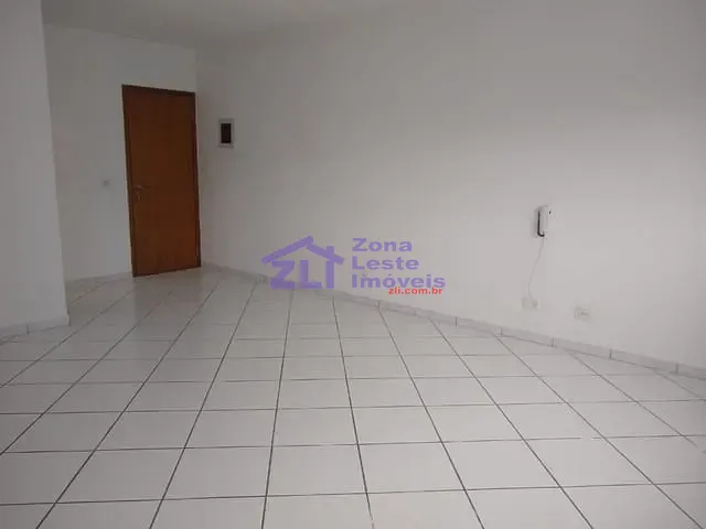 Sala com 30m², para alugar, no bairro Vila Nova Manchester em São Paulo