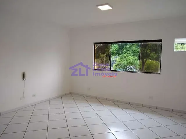 Sala com 30m², para alugar, no bairro Vila Nova Manchester em São Paulo