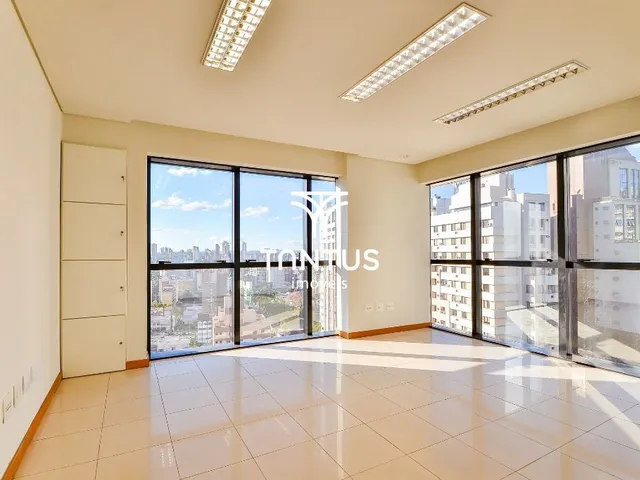 Sala para alugar, no bairro Batel em Curitiba
