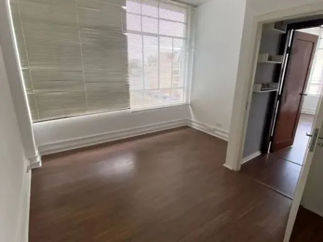 Sala para alugar, no bairro Centro em Curitiba