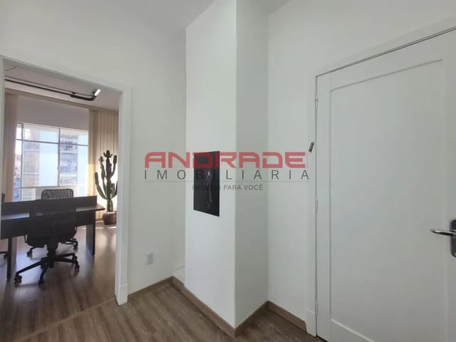 Sala para alugar, no bairro Centro em Curitiba
