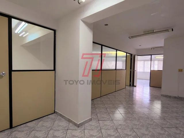 Sala à venda, no bairro Portão em Curitiba