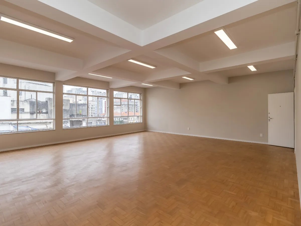 Conjunto comercial para venda em Sé, 150m²