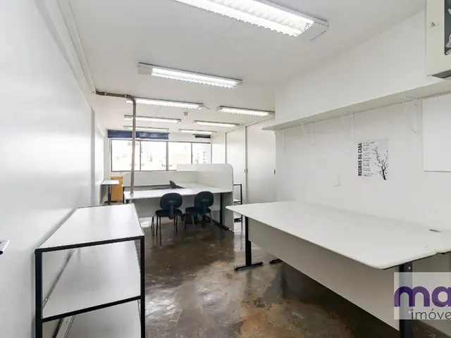 Sala para alugar, no bairro Centro em Curitiba