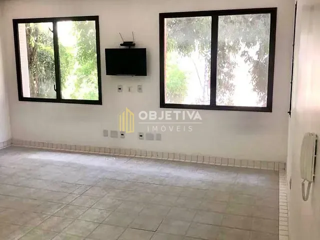 Sala com 59m², à venda ou para alugar, no bairro Petrópolis em Porto Alegre