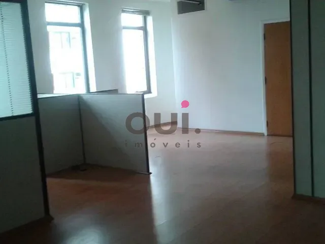 Sala à venda ou para alugar, no bairro Cidade Monções em São Paulo