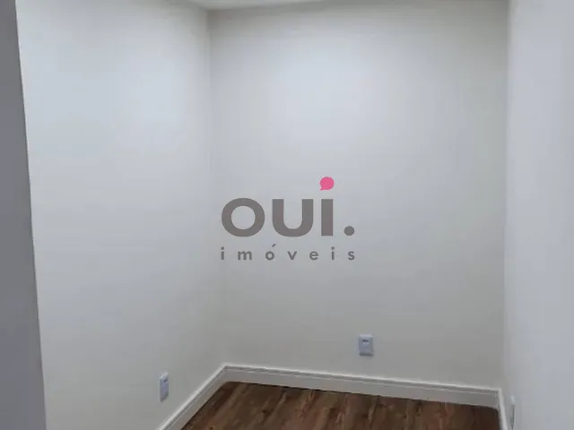 Sala à venda ou para alugar, no bairro Cidade Monções em São Paulo