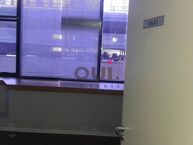 Sala para alugar, no bairro Cidade Monções em São Paulo