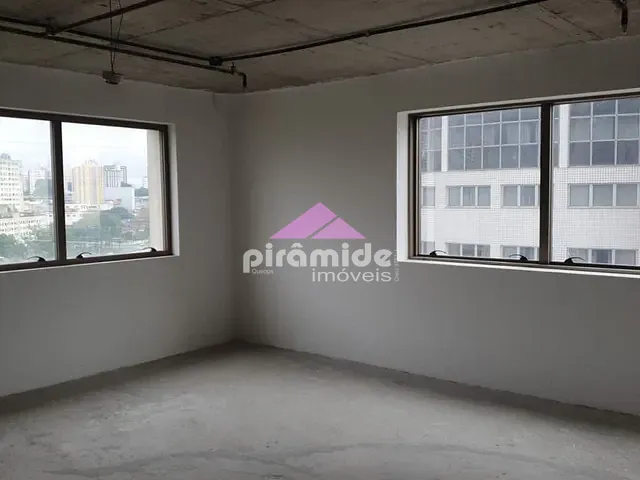 Sala com 30m², à venda, no bairro Jardim Oswaldo Cruz em São José dos Campos