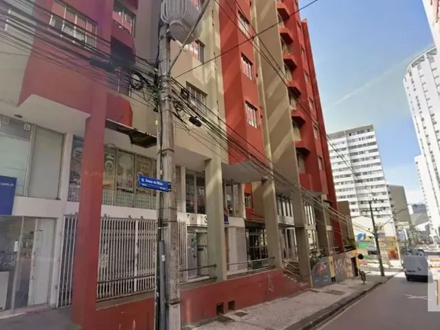 Sala à venda, no bairro Centro em Curitiba