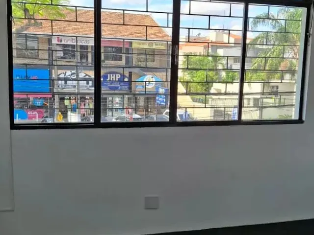 Sala para alugar, no bairro Novo Mundo em Curitiba