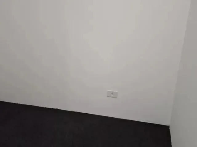 Sala para alugar, no bairro Novo Mundo em Curitiba