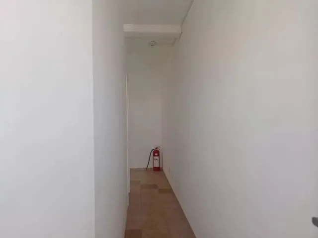 Sala para alugar, no bairro Capão Raso em Curitiba