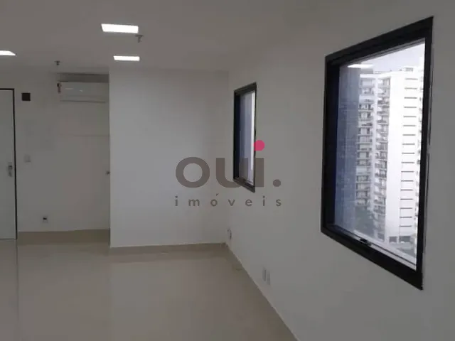 Sala com 272m², à venda ou para alugar, no bairro Ibirapuera em São Paulo