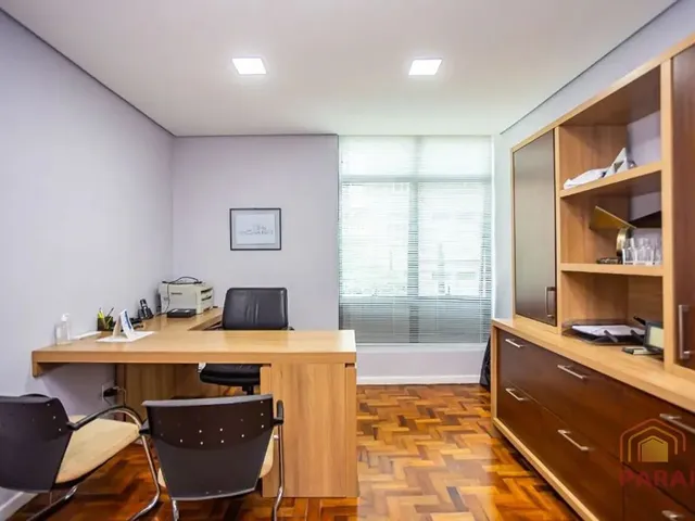 Sala à venda, no bairro Centro em Curitiba