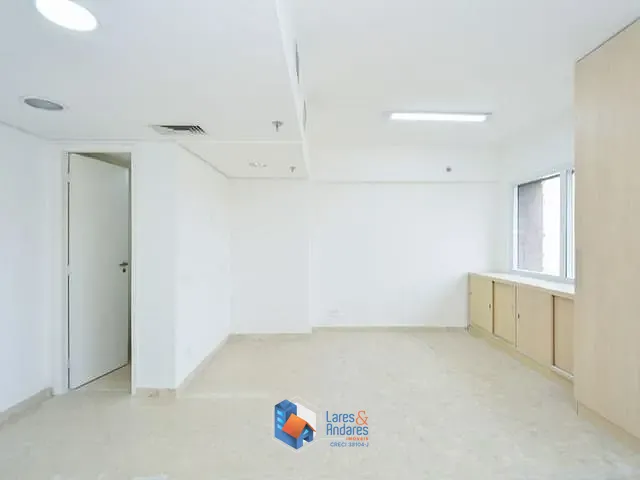 Sala com 28m², à venda, no bairro Bela Vista em São Paulo