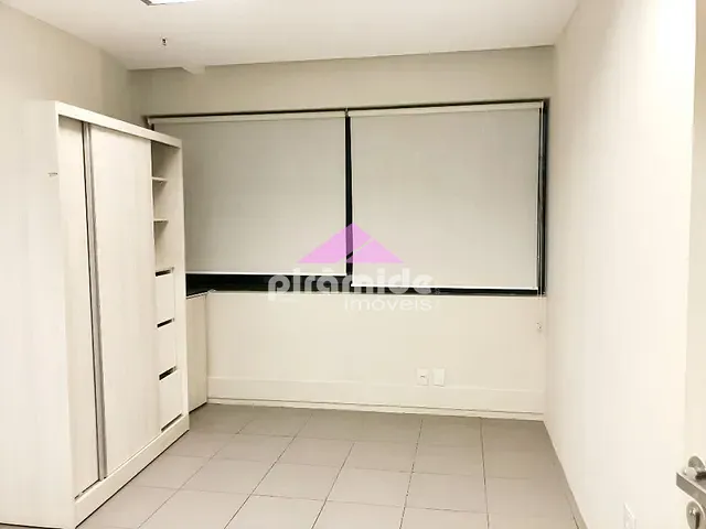 Sala com 45m², à venda, no bairro Centro em São José dos Campos