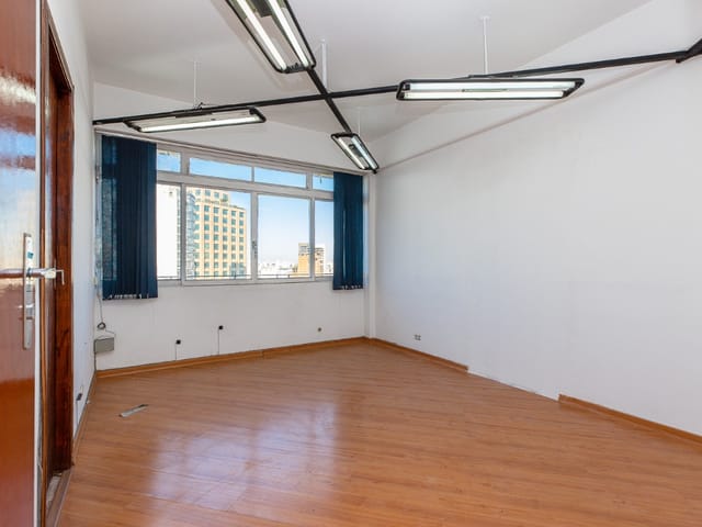 Foto do Sala - Conjunto comercial para venda em Centro, 353m² | Lares e Andares Imóveis